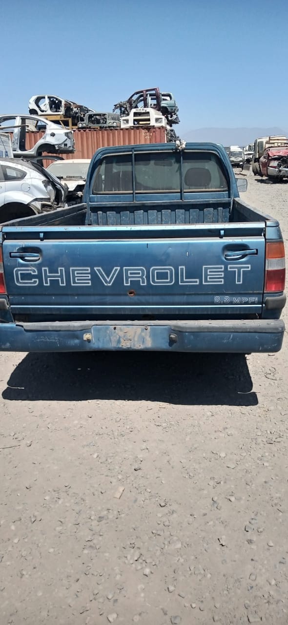  Chevrolet LUV 1998    EN DESARME